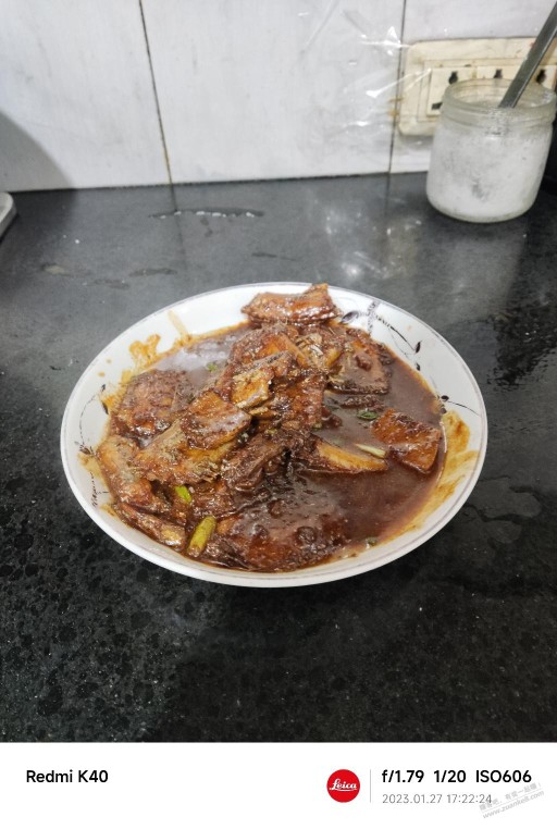 铁子们开饭啦。